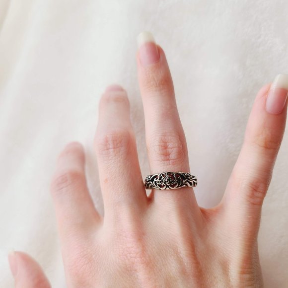 Silver Rose Ring - Picture 1 of 4
